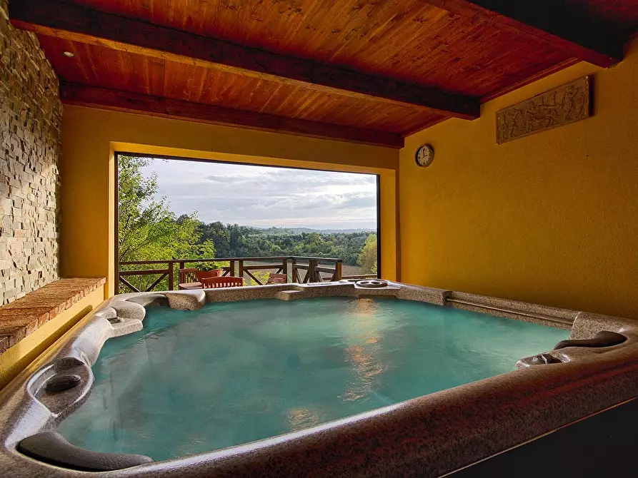 Immagine 25 di Villa in vendita  a Casciana Terme Lari