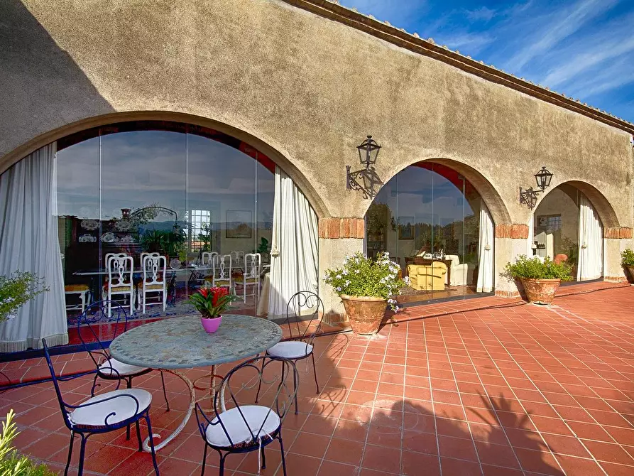 Immagine 22 di Villa in vendita  a Casciana Terme Lari