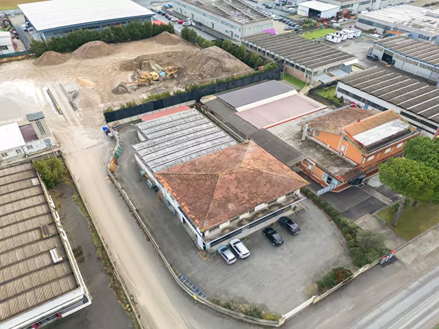 Immagine 5 di Attività artigianale in vendita  a Bientina