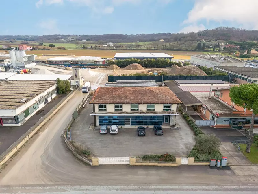 Immagine 3 di Attività artigianale in vendita  a Bientina