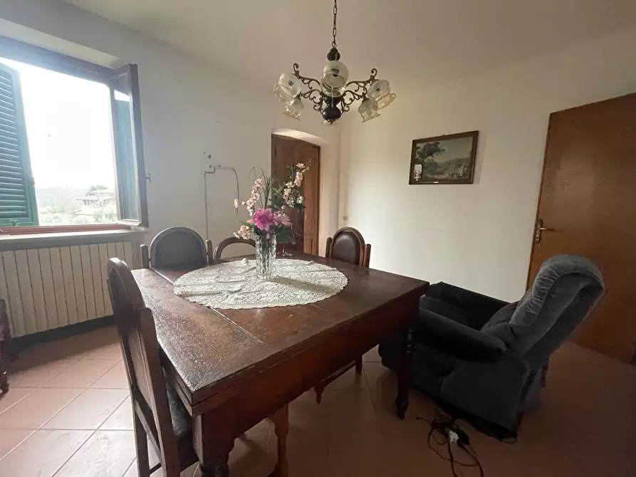 Immagine 31 di Rustico / casale in vendita  a Capannori