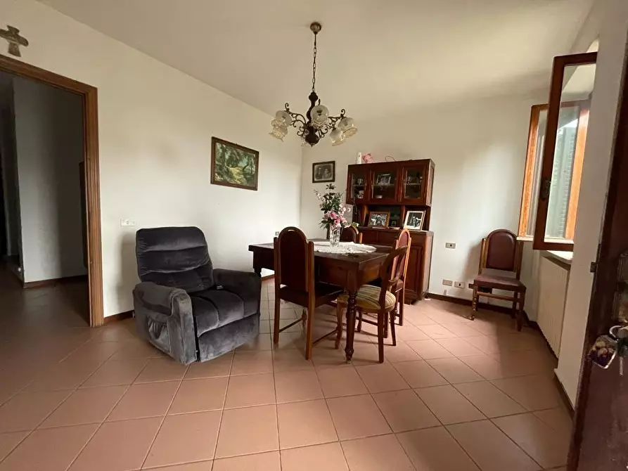 Immagine 30 di Rustico / casale in vendita  a Capannori