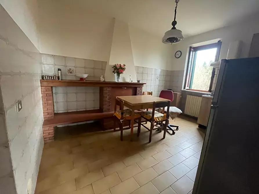 Immagine 39 di Rustico / casale in vendita  a Capannori