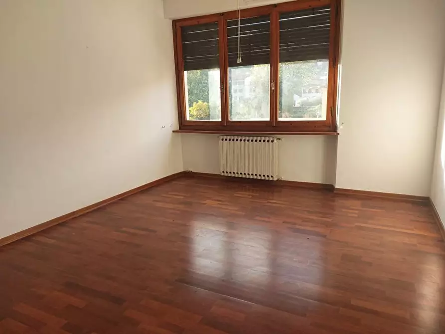 Immagine 17 di Appartamento in vendita  a Borgo A Mozzano