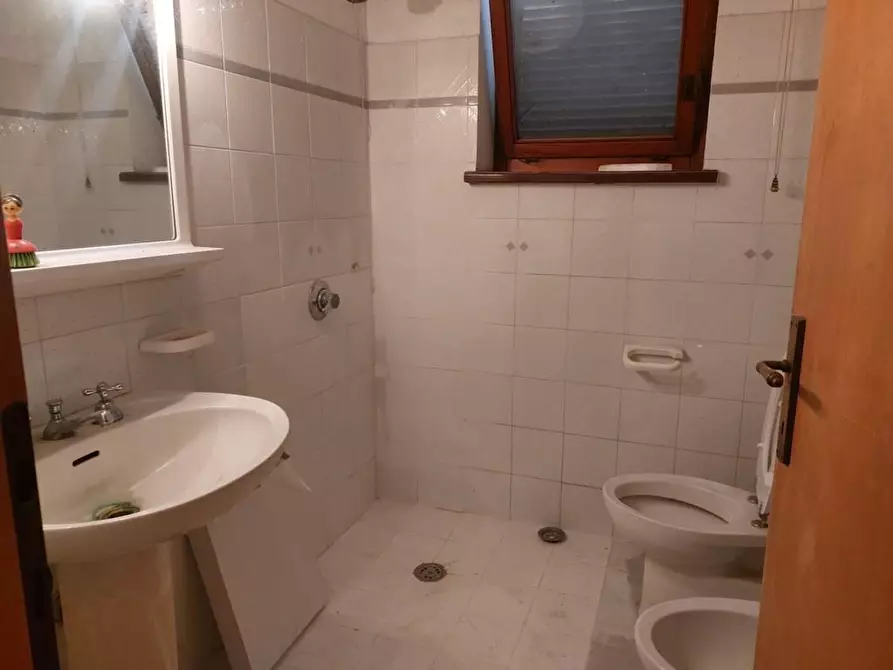 Immagine 25 di Appartamento in vendita  a Borgo A Mozzano