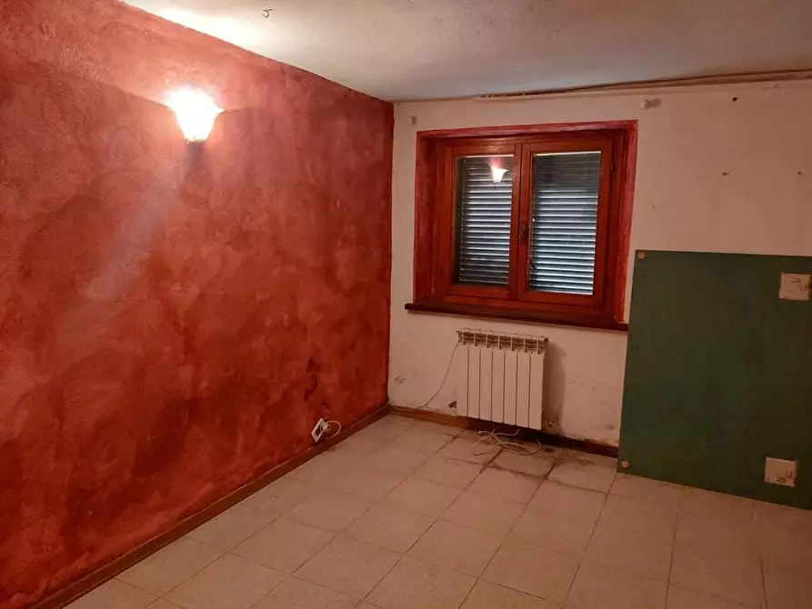 Immagine 22 di Appartamento in vendita  a Borgo A Mozzano