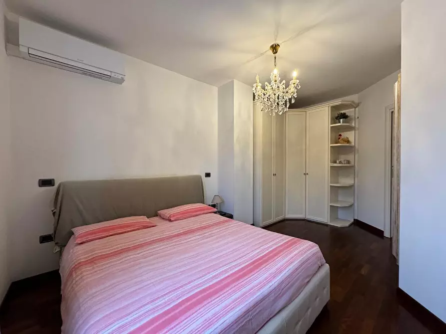 Immagine 7 di Appartamento in affitto  a Seravezza