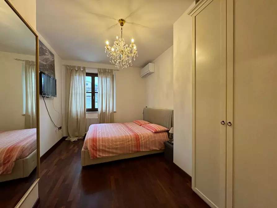 Immagine 9 di Appartamento in affitto  a Seravezza