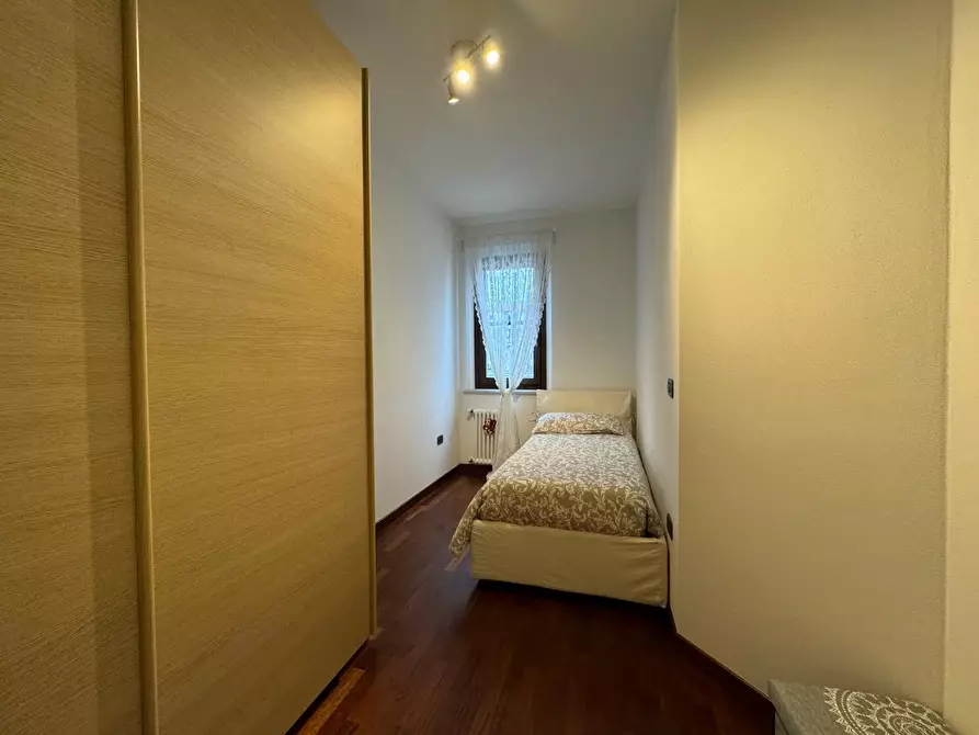 Immagine 11 di Appartamento in affitto  a Seravezza