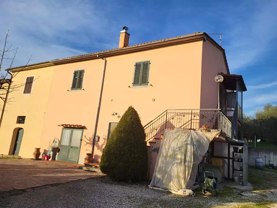 Immagine 37 di Porzione di casa in vendita  a Vinci