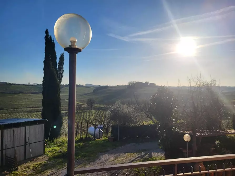 Immagine 18 di Porzione di casa in vendita  a Vinci