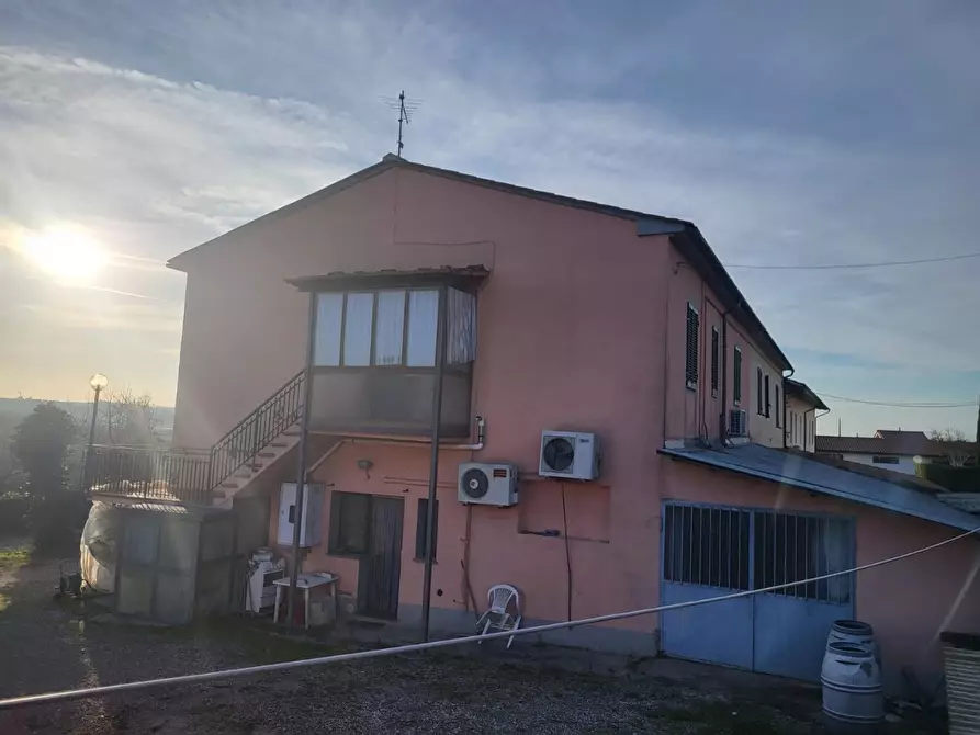 Immagine 7 di Porzione di casa in vendita  a Vinci