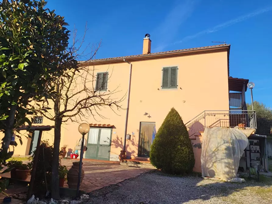 Immagine 32 di Porzione di casa in vendita  a Vinci