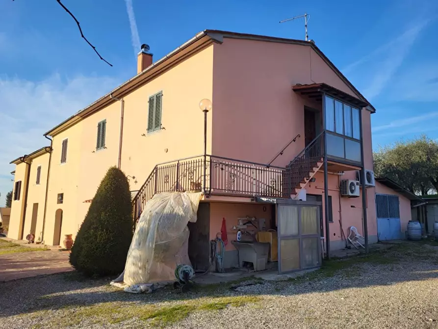 Immagine 3 di Porzione di casa in vendita  a Vinci