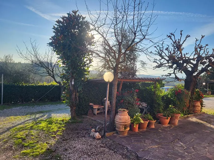 Immagine 17 di Porzione di casa in vendita  a Vinci