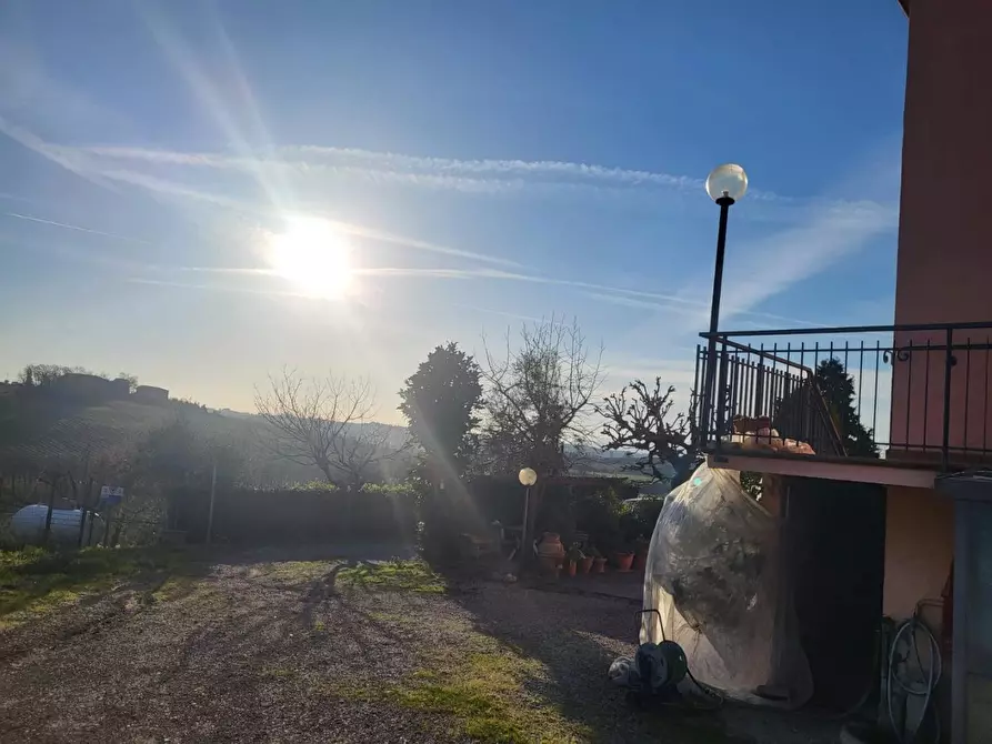 Immagine 10 di Porzione di casa in vendita  a Vinci