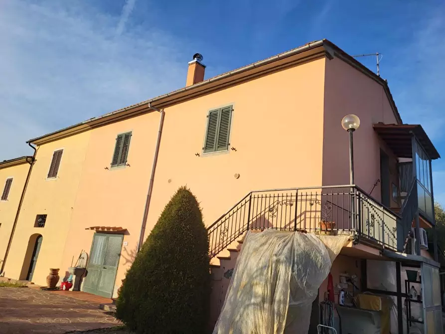 Immagine 30 di Porzione di casa in vendita  a Vinci