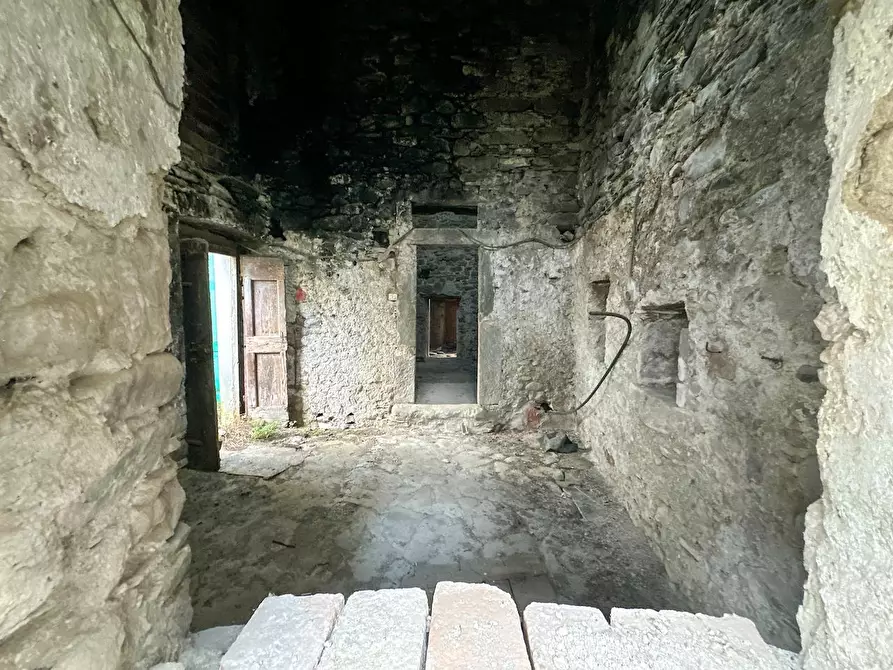 Immagine 17 di Casa semindipendente in vendita  a Pontremoli