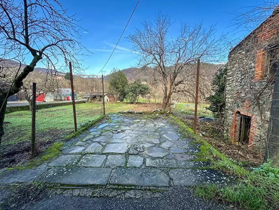 Immagine 5 di Casa semindipendente in vendita  a Pontremoli