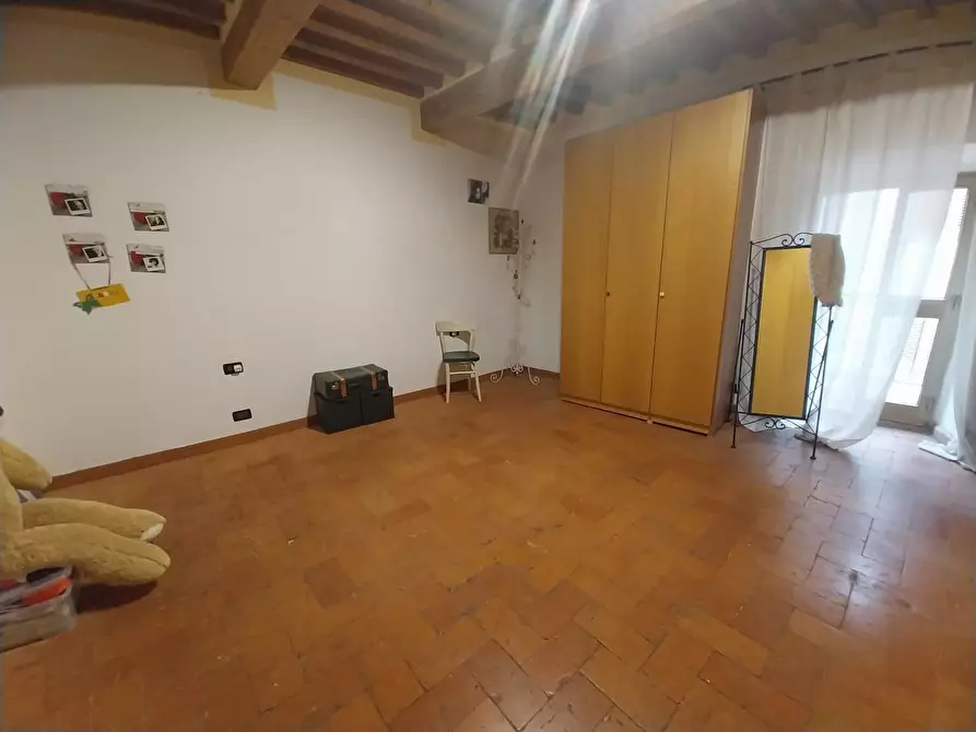 Immagine 32 di Rustico / casale in vendita  a Calci