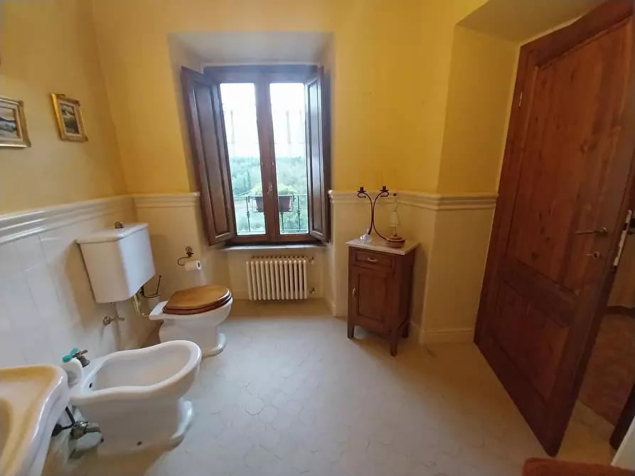 Immagine 29 di Rustico / casale in vendita  a Calci