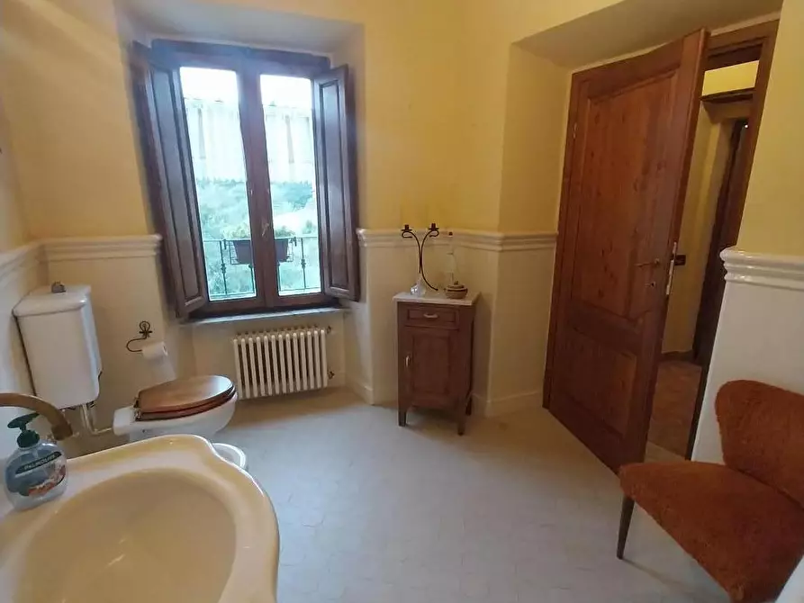 Immagine 26 di Rustico / casale in vendita  a Calci