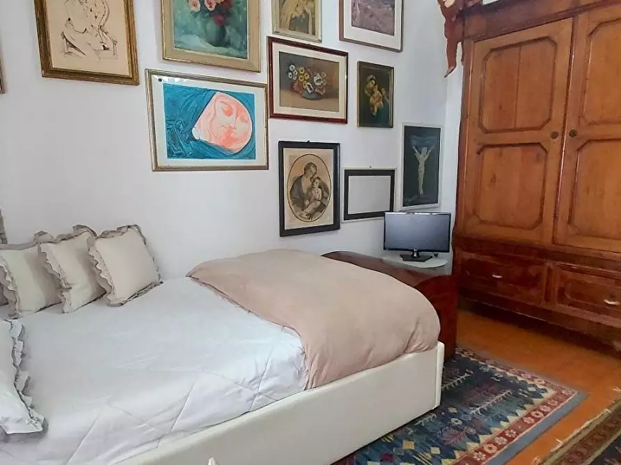 Immagine 30 di Appartamento in vendita  a Carrara