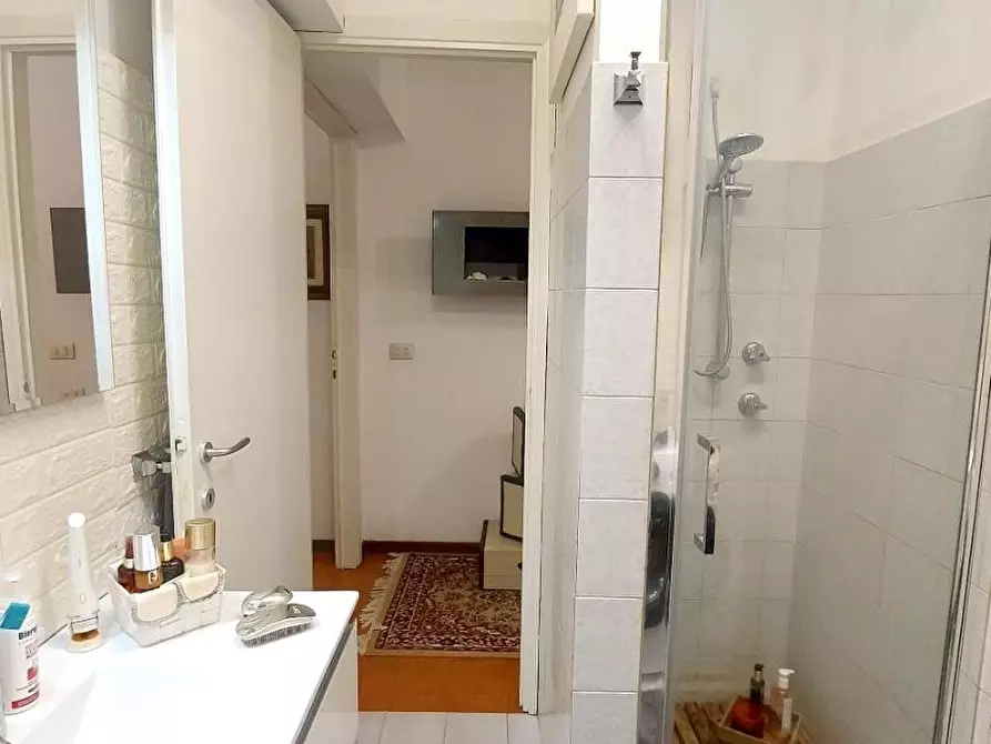 Immagine 20 di Appartamento in vendita  a Carrara