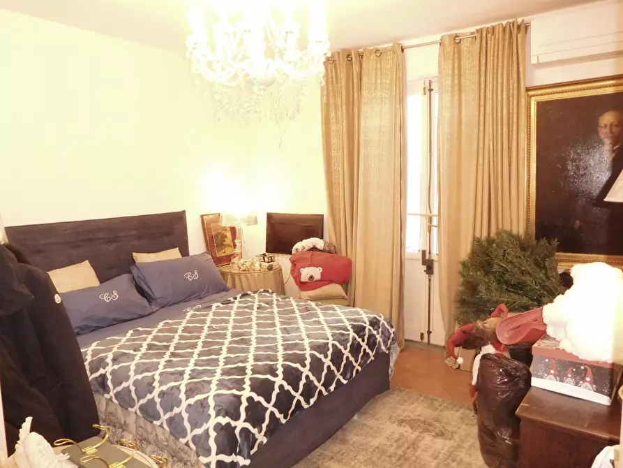 Immagine 7 di Casa trifamiliare in vendita  a Pisa