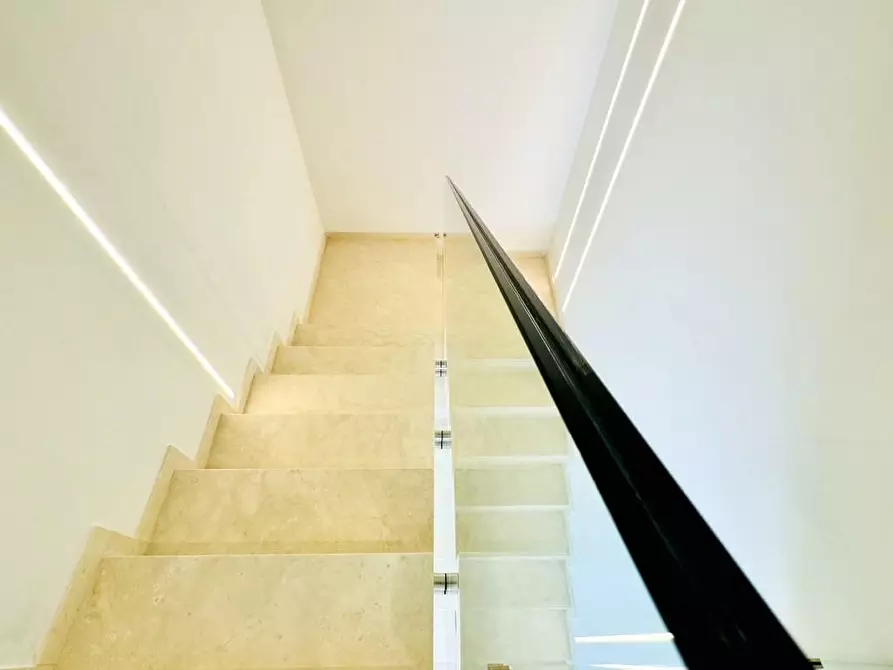 Immagine 54 di Villa in vendita  a Pietrasanta