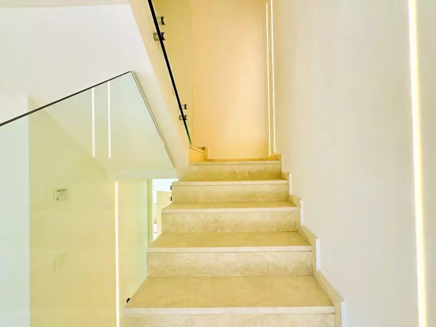 Immagine 22 di Villa in vendita  a Pietrasanta