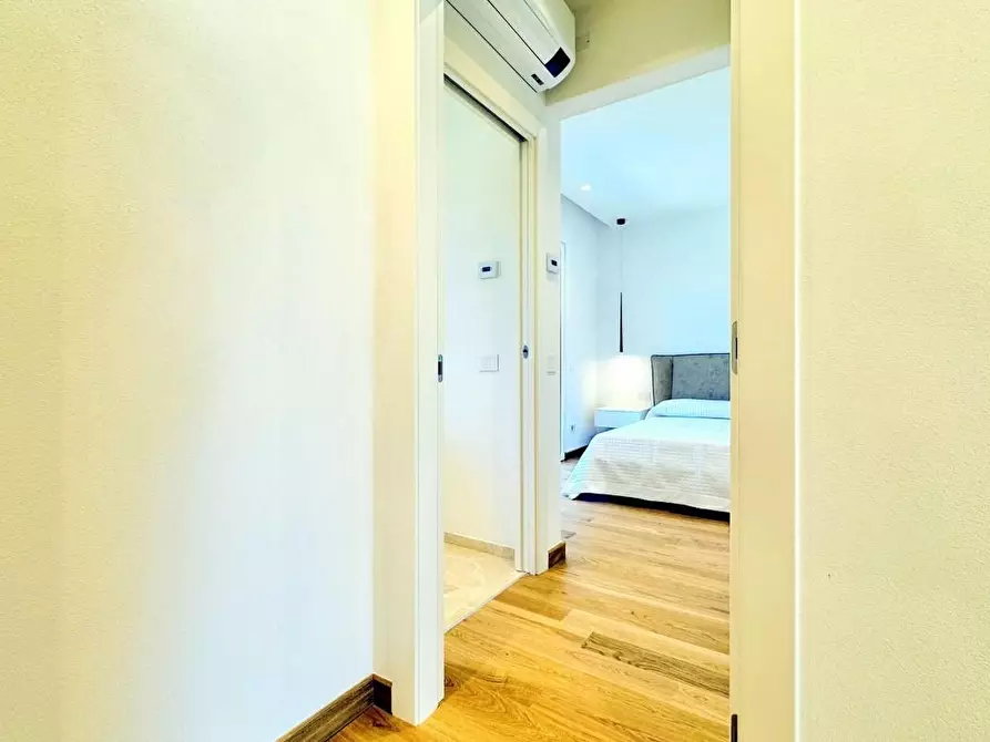 Immagine 31 di Villa in vendita  a Pietrasanta