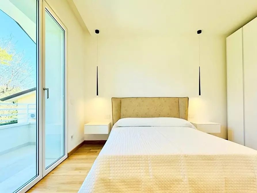 Immagine 33 di Villa in vendita  a Pietrasanta