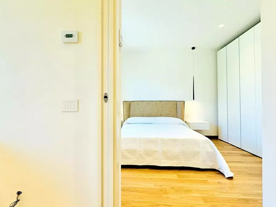 Immagine 32 di Villa in vendita  a Pietrasanta