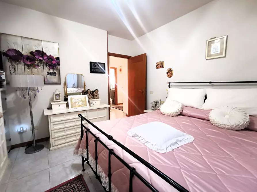 Immagine 19 di Appartamento in vendita  a Empoli