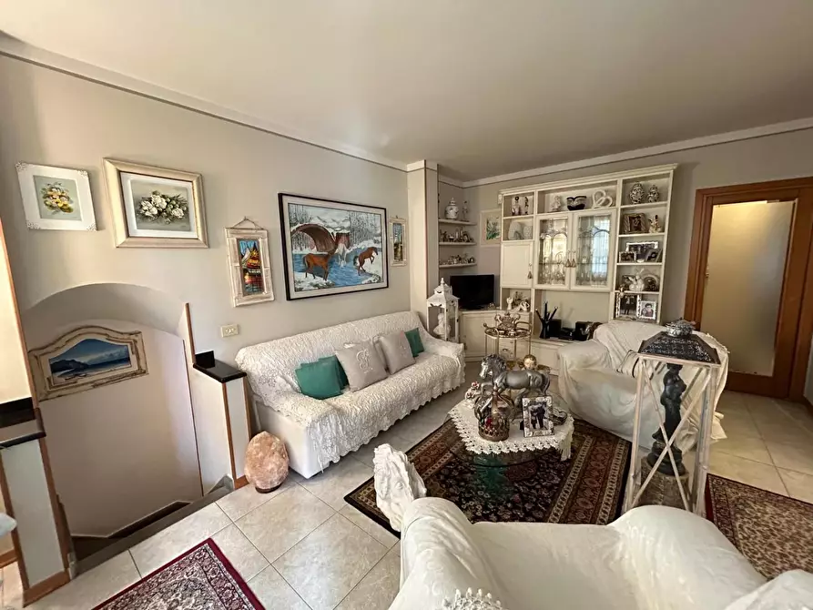 Immagine 2 di Appartamento in vendita  a Empoli