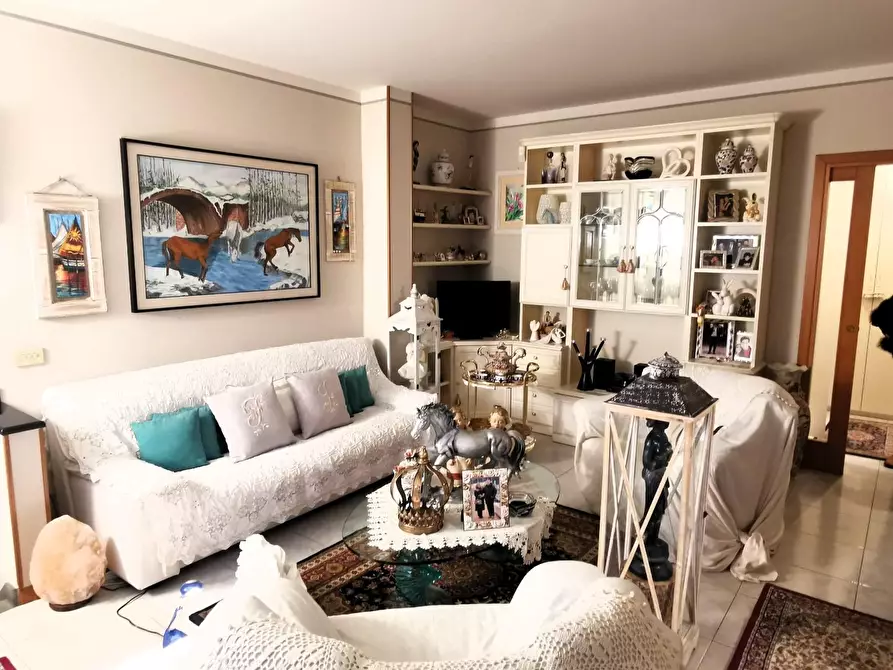 Immagine 9 di Appartamento in vendita  a Empoli