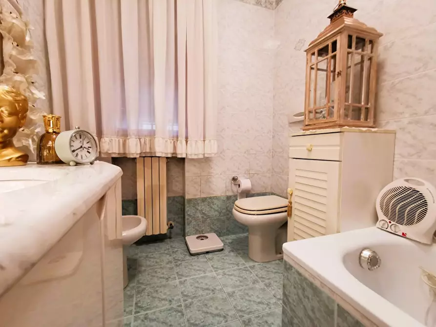 Immagine 12 di Appartamento in vendita  a Empoli