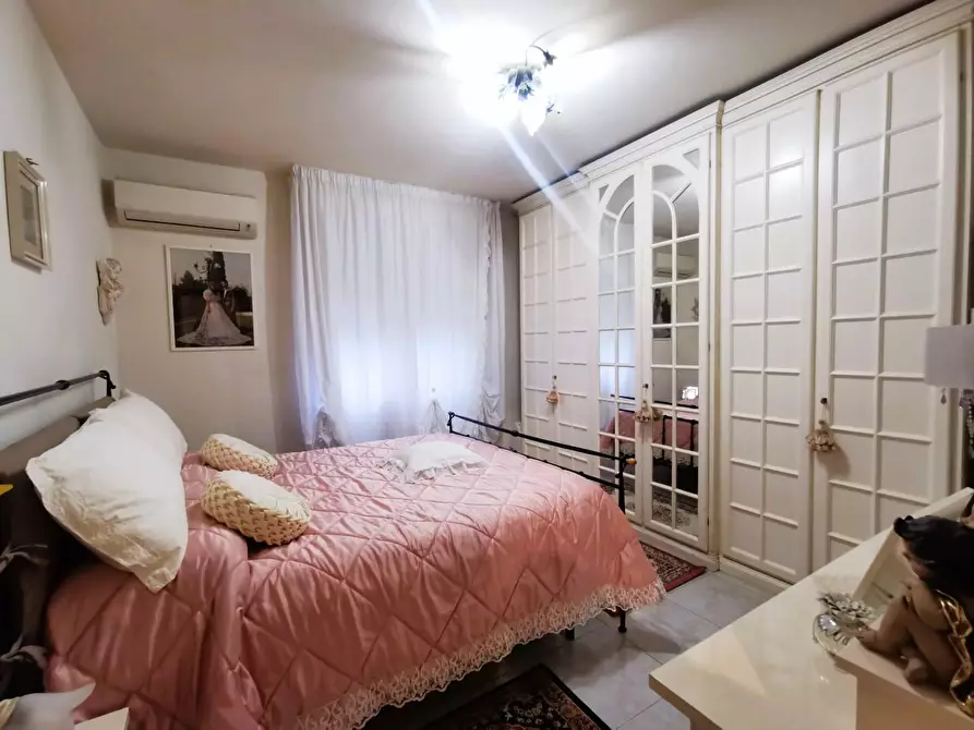 Immagine 6 di Appartamento in vendita  a Empoli