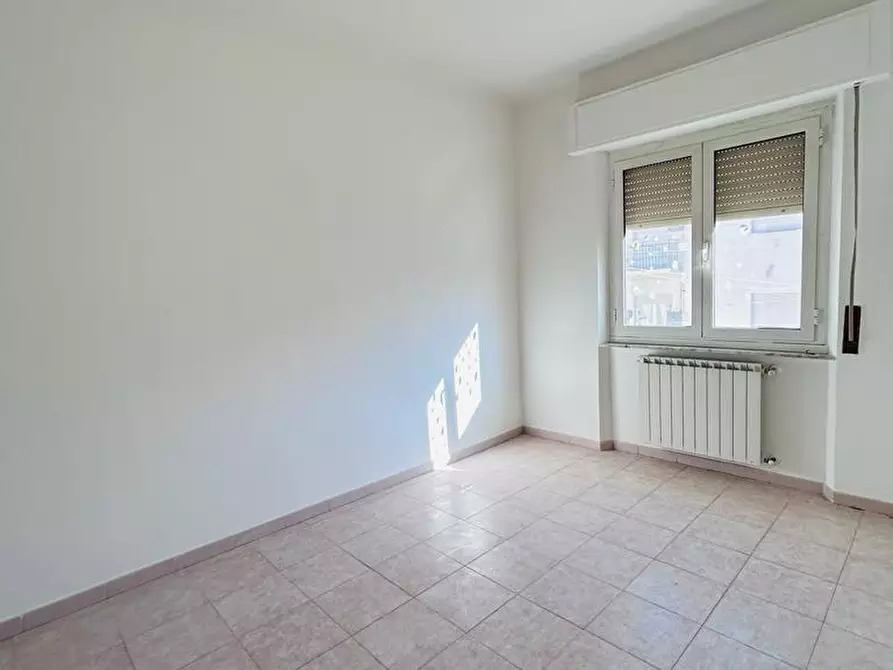 Immagine 4 di Appartamento in vendita  a Aulla