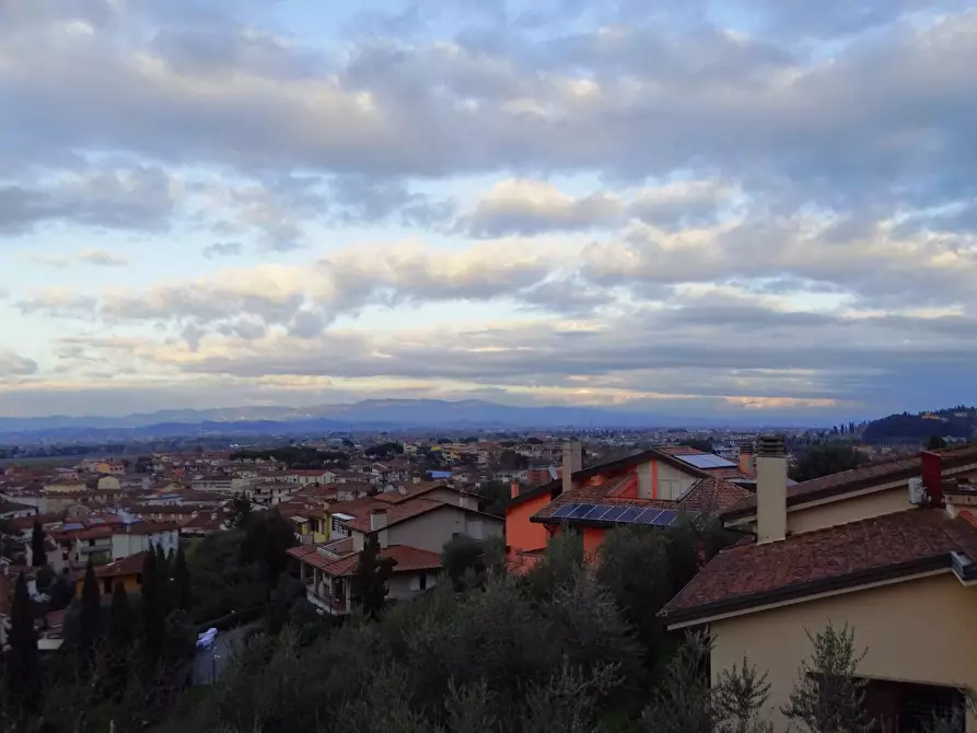 Immagine 18 di Villa in vendita  a San Miniato