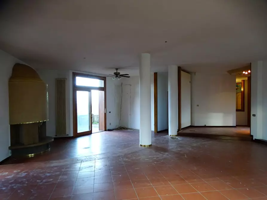 Immagine 23 di Villa in vendita  a San Miniato