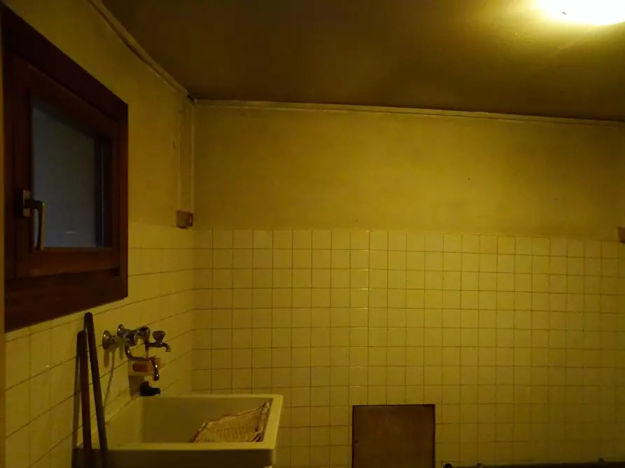 Immagine 47 di Villa in vendita  a San Miniato