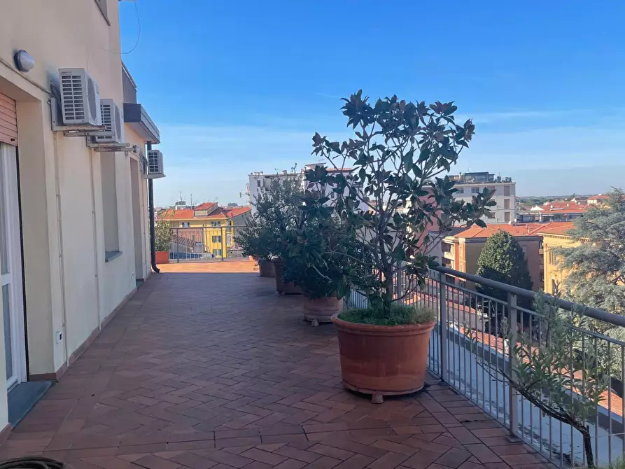 Immagine 20 di Mansarda in vendita  a Pisa