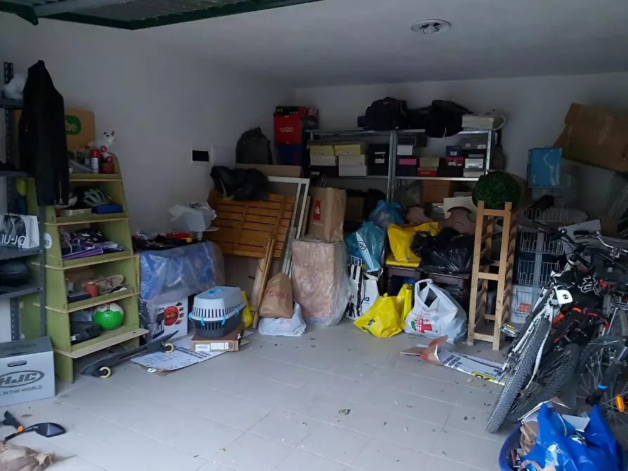 Immagine 31 di Appartamento in vendita  a Vicopisano