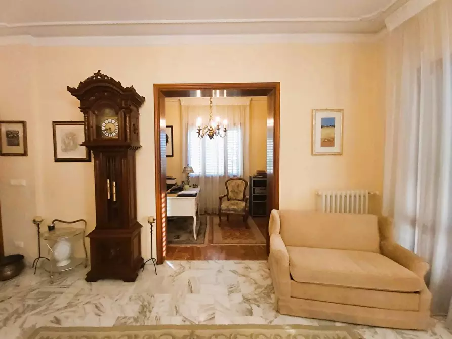 Immagine 17 di Appartamento in vendita  a Vicopisano