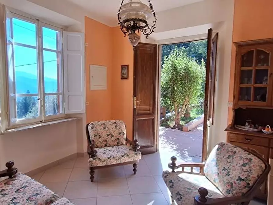 Immagine 20 di Casa indipendente in vendita  a Pescaglia