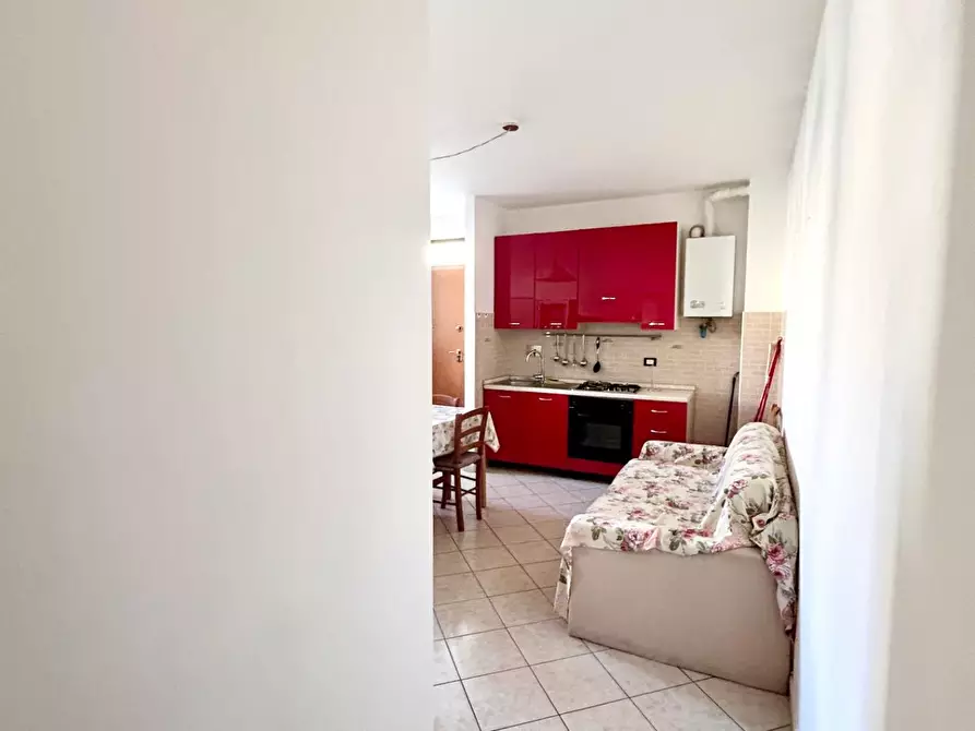 Immagine 12 di Appartamento in vendita  a Pisa