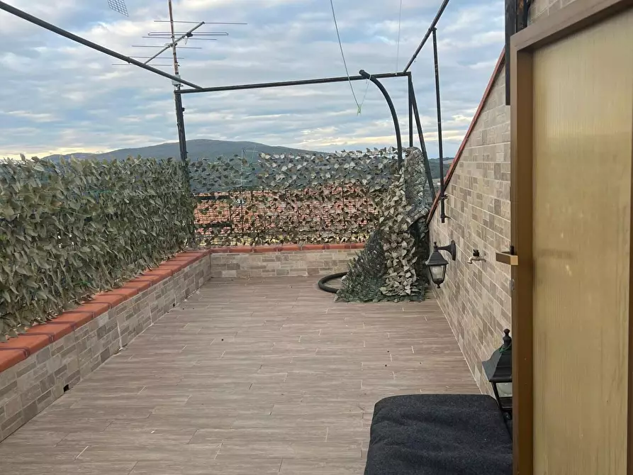 Immagine 21 di Mansarda in vendita  a Colle Di Val D'elsa