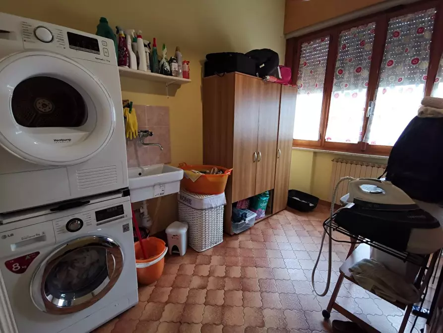 Immagine 27 di Casa indipendente in vendita  a Fucecchio